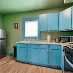 Military Park Place II - 1 Bed 1 Bath Apartment